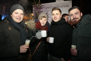 2017-12-02-schwarzenbach-gluehweinparty-eddi-0028.jpg