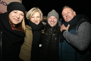 2017-12-02-schwarzenbach-gluehweinparty-eddi-0052.jpg