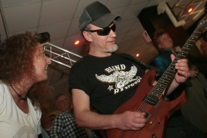 2019-05-11-kneipennacht-hof-p-club-eddi-0008.jpg