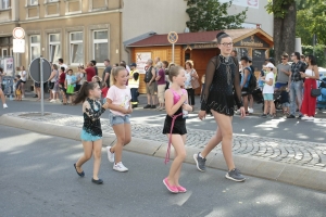 2019-07-26-volksfest-umzug-bieranstich-eddi-0144.jpg