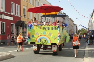 2019-07-26-volksfest-umzug-bieranstich-eddi-0284.jpg