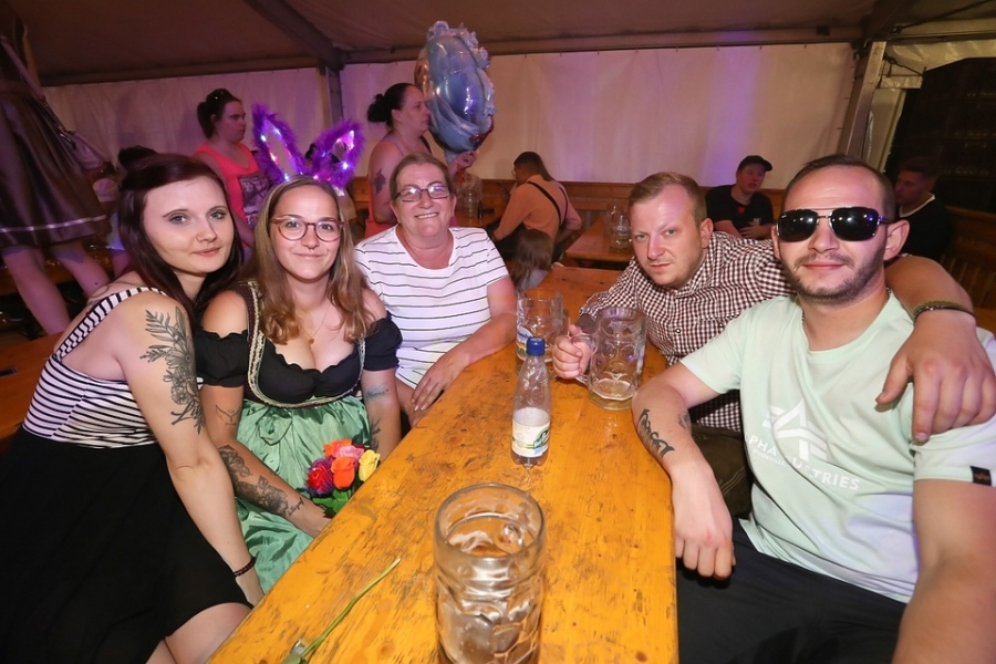 2023-07-08-wiesenfest-selb-eddi-0048.jpg