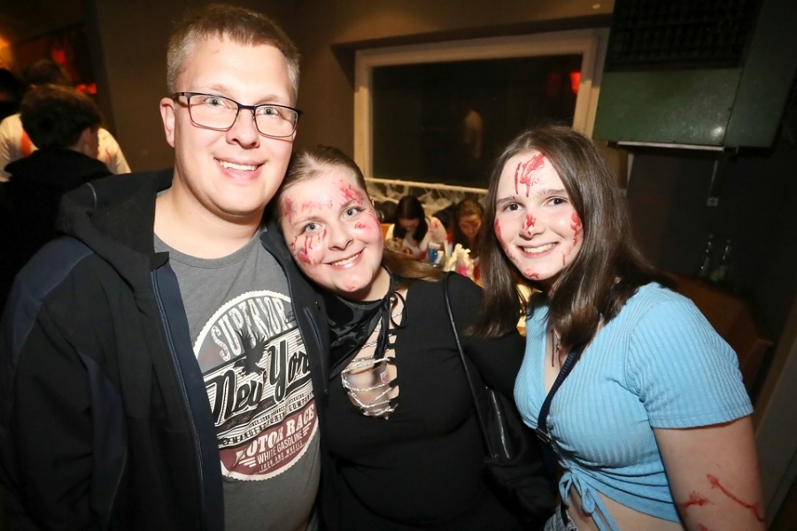 2024-10-31-f-dorf-halloween-eddi-0012.jpg