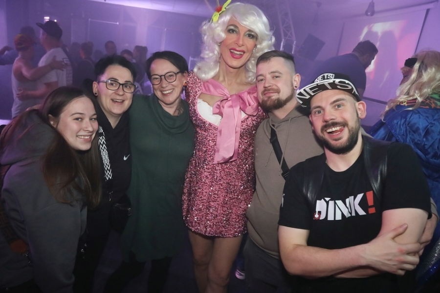 2024-11-30-club-aber-herzlich-eddi-0033.jpg