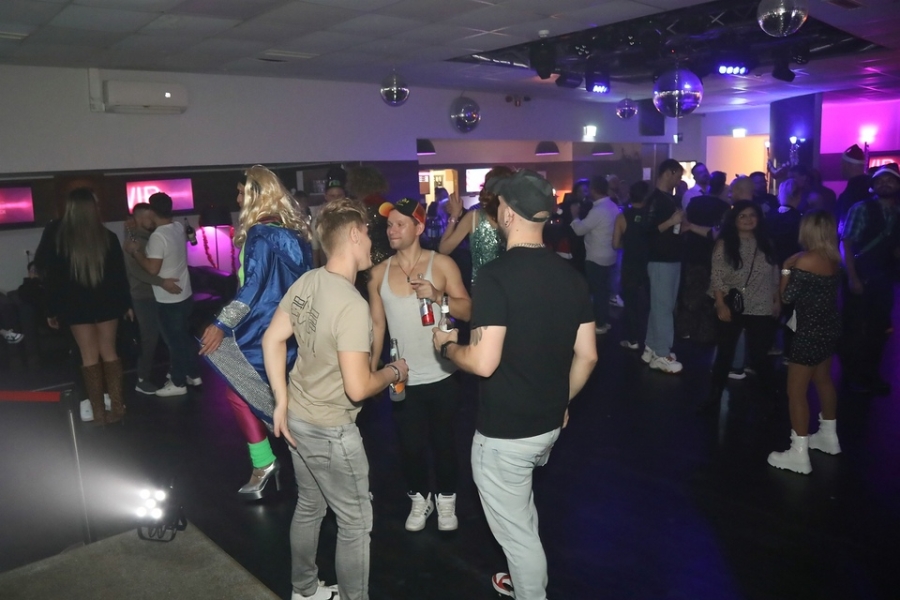 2024-11-30-club-aber-herzlich-eddi-0160.jpg