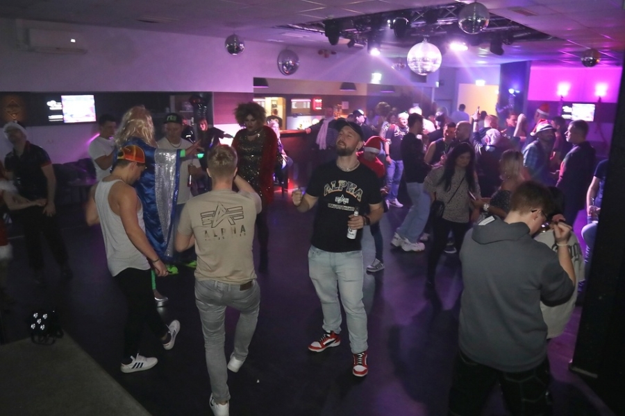 2024-11-30-club-aber-herzlich-eddi-0164.jpg