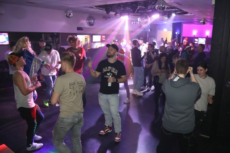 2024-11-30-club-aber-herzlich-eddi-0165.jpg