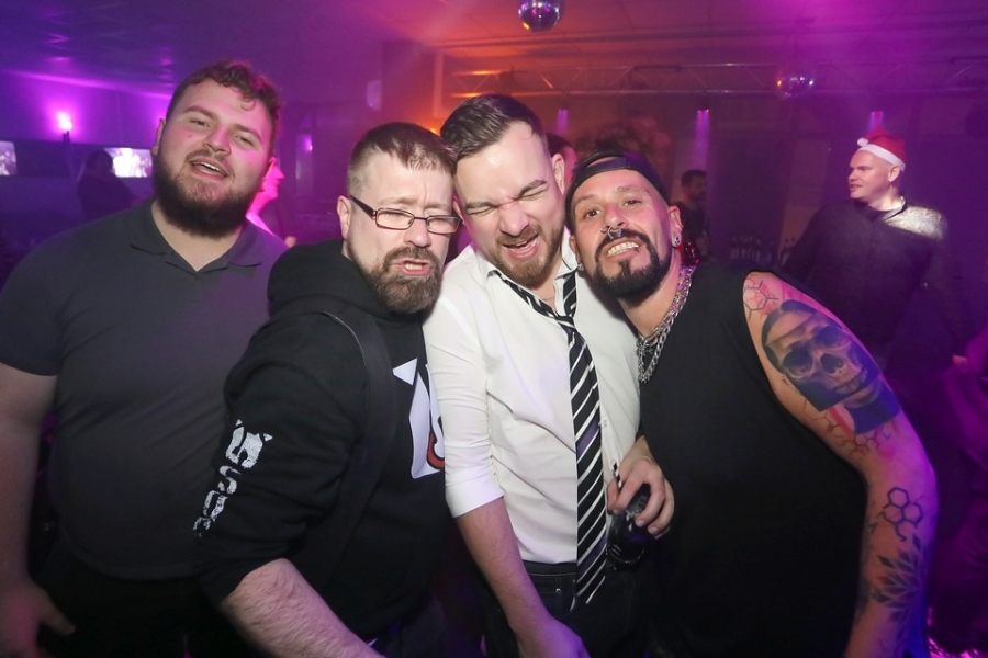 2024-11-30-club-aber-herzlich-eddi-0167.jpg