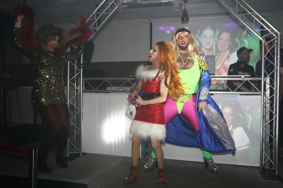2024-11-30-club-aber-herzlich-eddi-0179.jpg