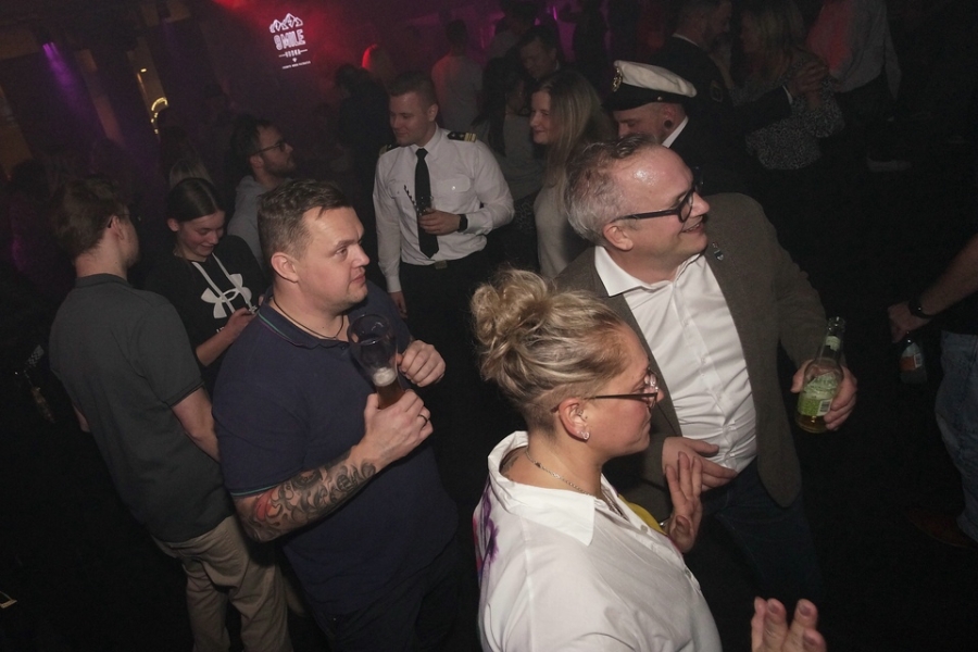 2024-12-07-club-aber-herzlich-micha-0040.jpg