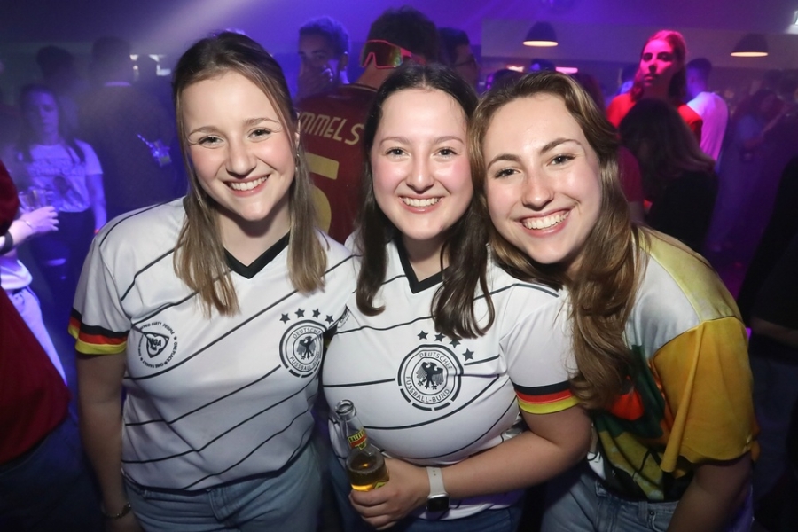 2025-05-07-club-aber-herzlich-eddi-0014.jpg
