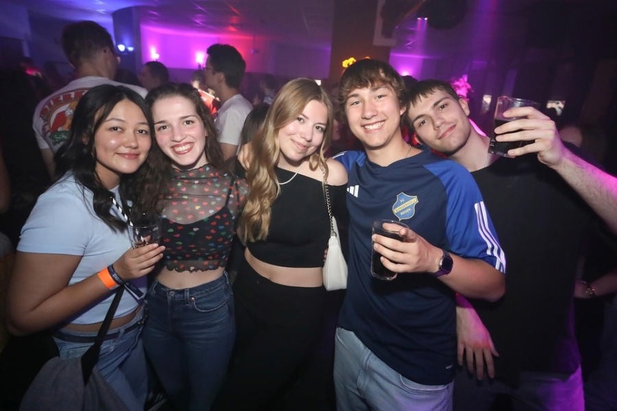 2025-05-07-club-aber-herzlich-eddi-0016.jpg