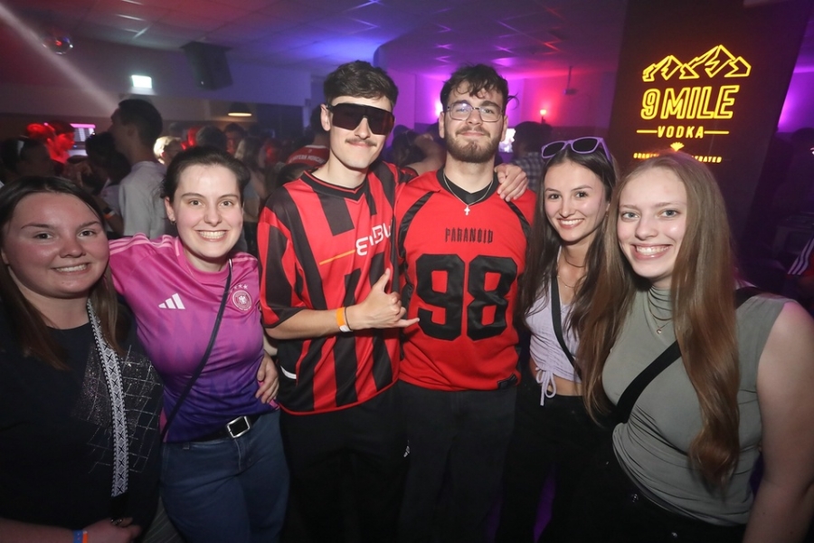 2025-05-07-club-aber-herzlich-eddi-0017.jpg