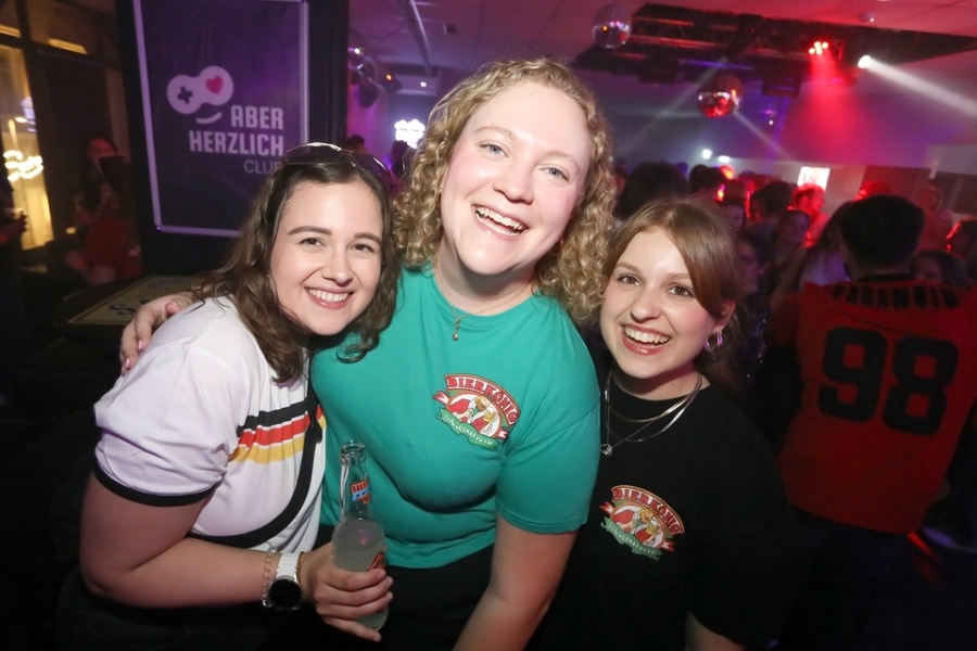 2025-05-07-club-aber-herzlich-eddi-0025.jpg