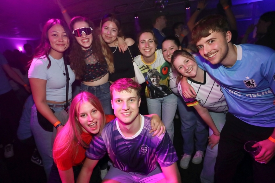 2025-05-07-club-aber-herzlich-eddi-0052.jpg