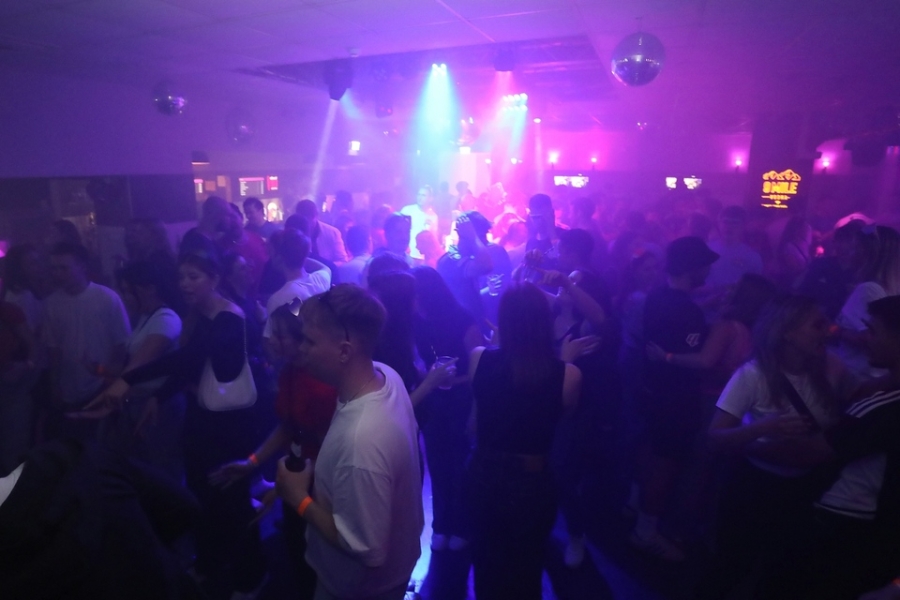 2025-05-07-club-aber-herzlich-eddi-0080.jpg