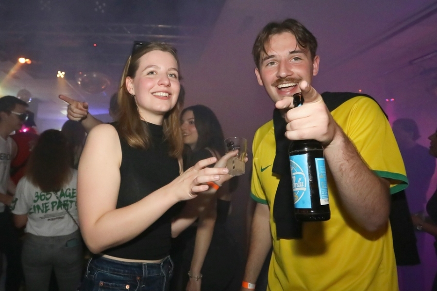 2025-05-07-club-aber-herzlich-eddi-0110.jpg