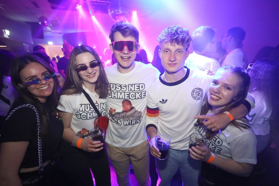 2025-05-07-club-aber-herzlich-eddi-0112.jpg