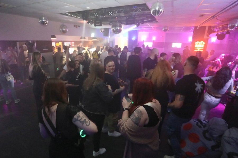 2025-05-10-club-aber-herzlich-eddi-0011.jpg