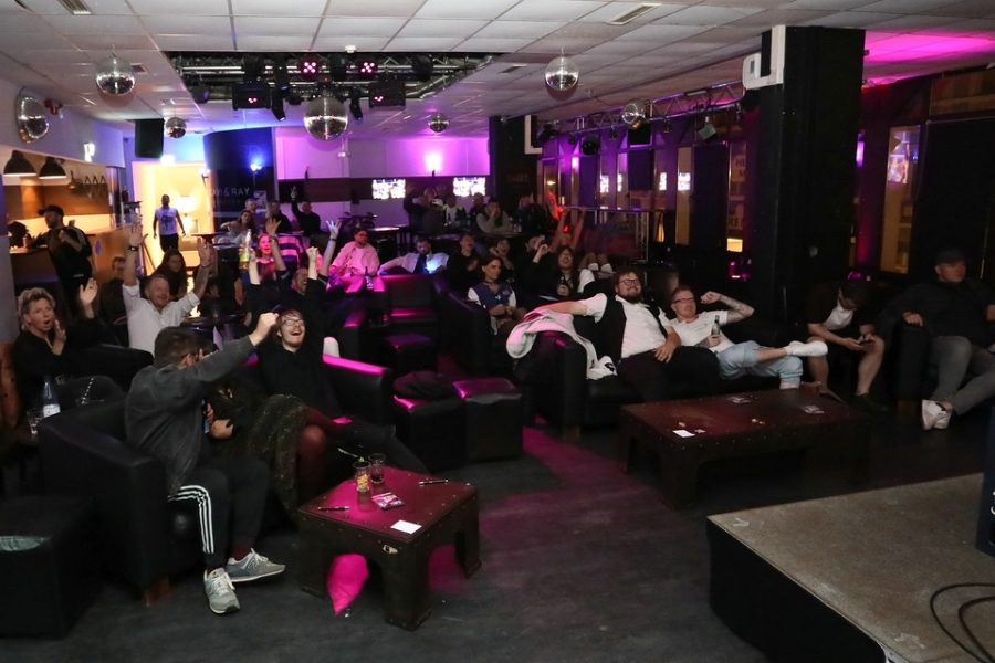2025-05-17-club-aber-herzlich-eddi-0002.jpg