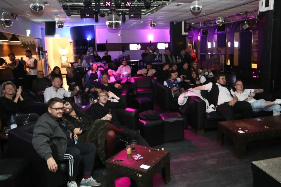 2025-05-17-club-aber-herzlich-eddi-0003.jpg