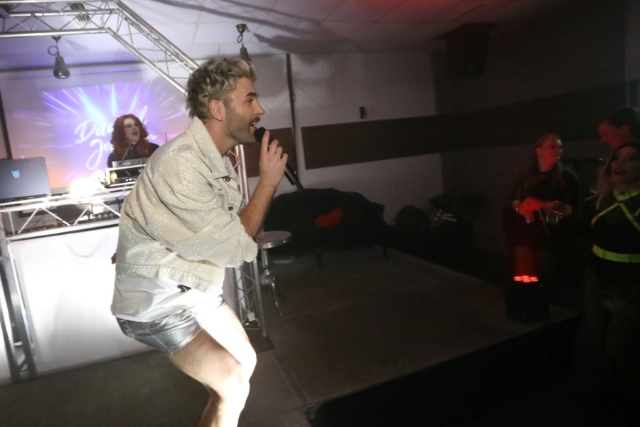 2025-05-24-club-aber-herzlich-eddi-0069.jpg