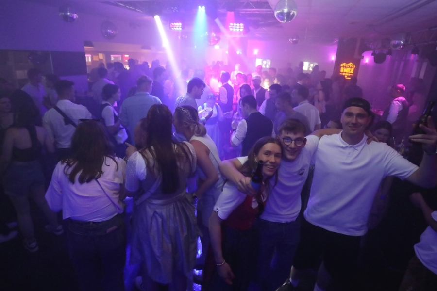 2025-06-16-club-aber-herzlich-eddi-0002.jpg