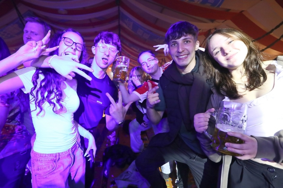 2025-07-28-volksfest-schlagerparty-eddi-0004.jpg
