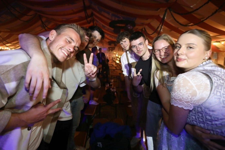 2025-07-28-volksfest-schlagerparty-eddi-0020.jpg