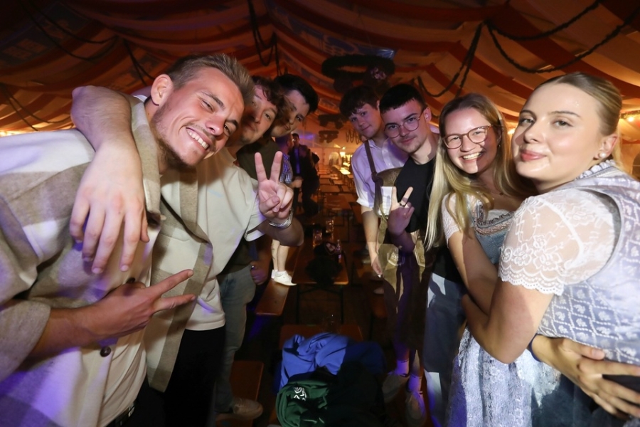 2025-07-28-volksfest-schlagerparty-eddi-0021.jpg