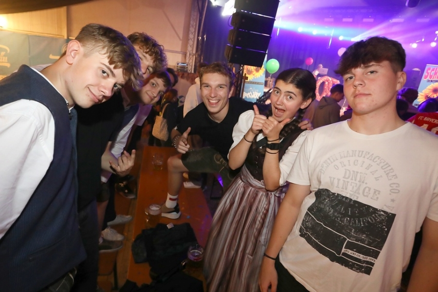 2025-07-28-volksfest-schlagerparty-eddi-0025.jpg