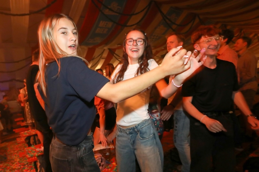 2025-07-28-volksfest-schlagerparty-eddi-0033.jpg