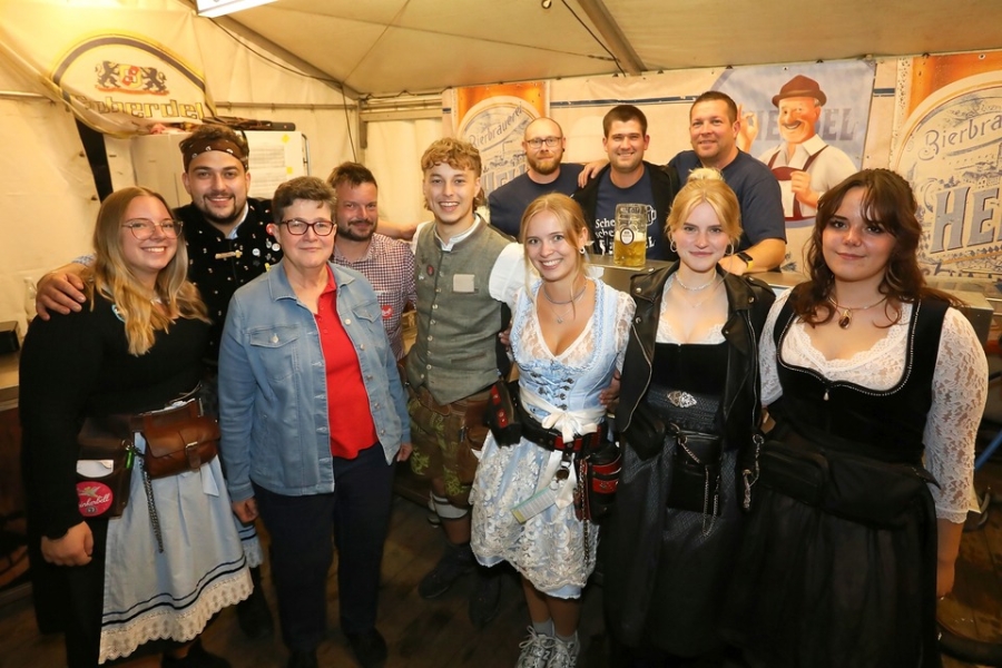 2025-07-28-volksfest-schlagerparty-eddi-0037.jpg