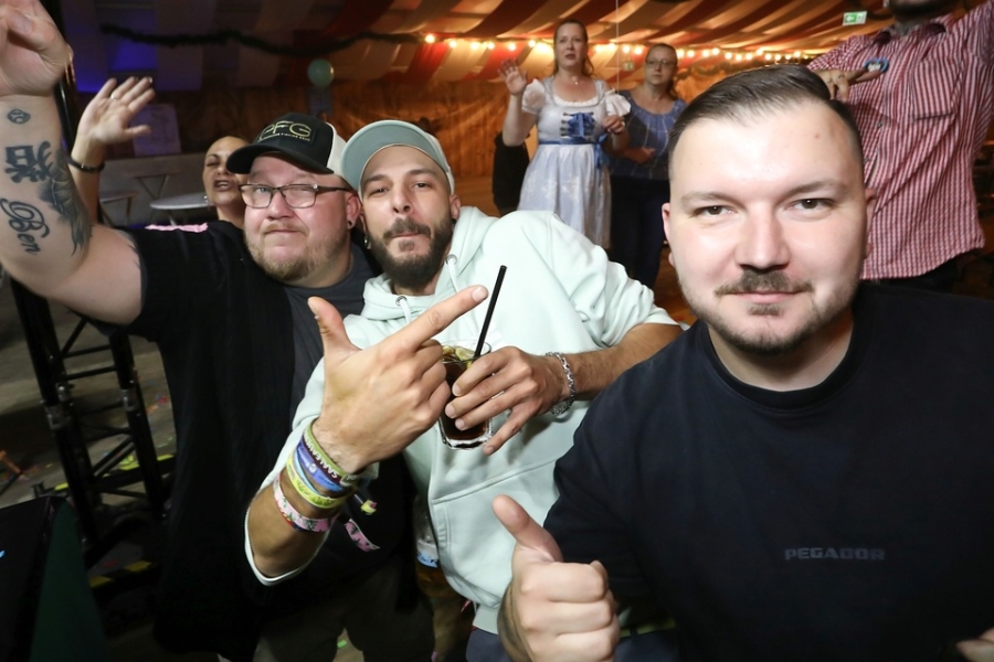 2025-07-28-volksfest-schlagerparty-eddi-0045.jpg