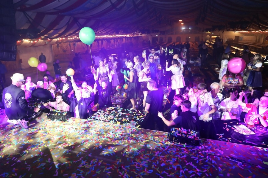 2025-07-28-volksfest-schlagerparty-eddi-0060.jpg