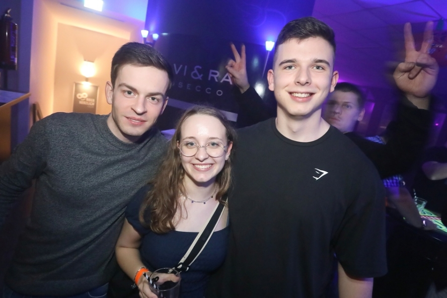 2025-11-18-club-aber-herzlich-eddi-0006.jpg