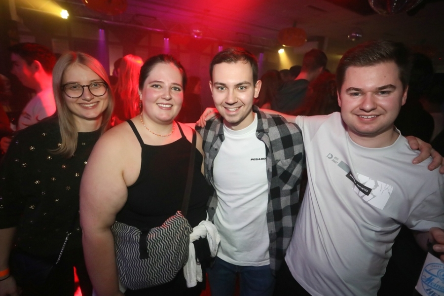 2025-11-18-club-aber-herzlich-eddi-0009.jpg