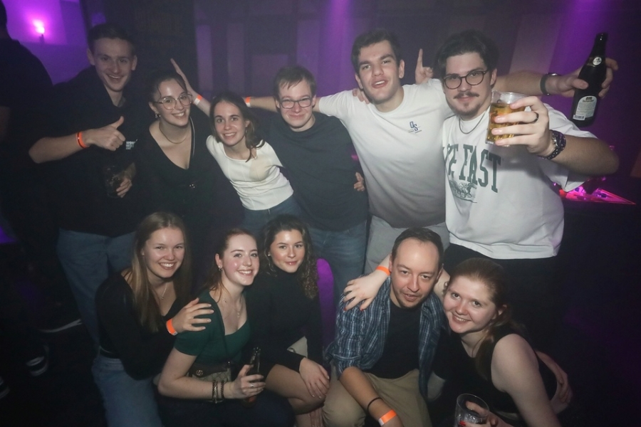 2025-11-18-club-aber-herzlich-eddi-0030.jpg