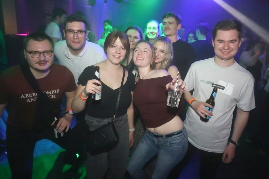 2025-11-18-club-aber-herzlich-eddi-0064.jpg
