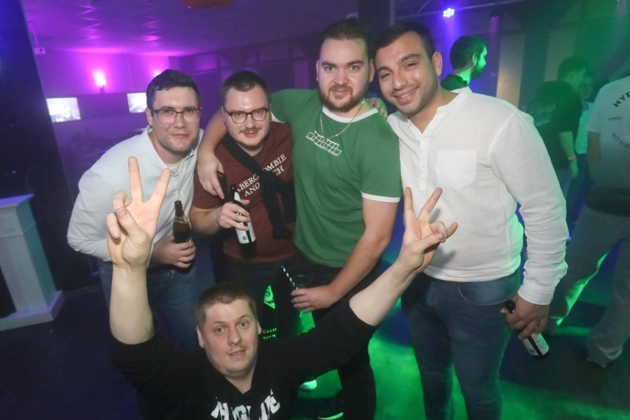 2025-11-18-club-aber-herzlich-eddi-0073.jpg