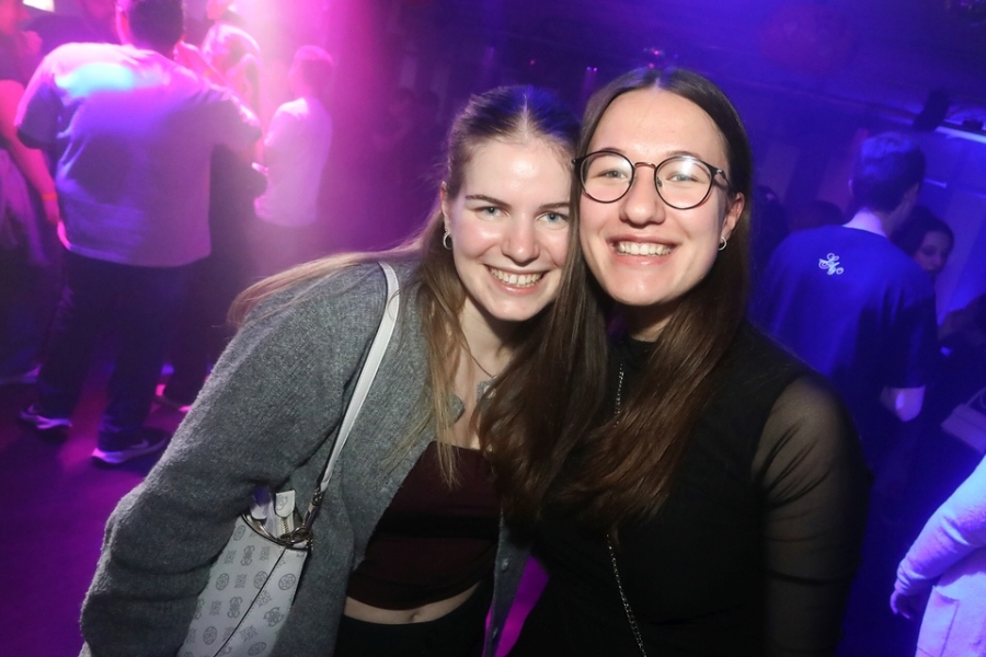 2025-11-18-club-aber-herzlich-eddi-0094.jpg