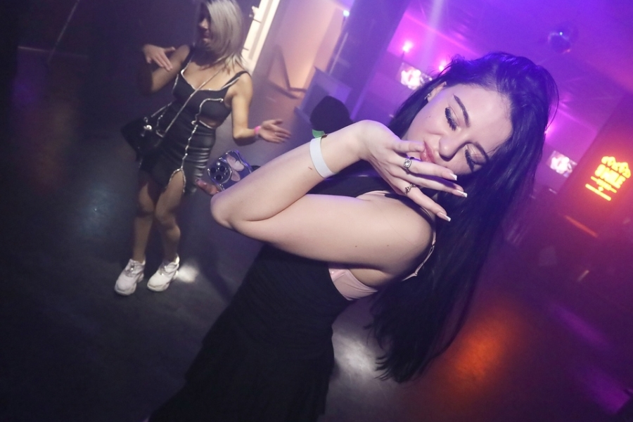 2026-04-04-club-aber-herzlich-eddi-0053.jpg