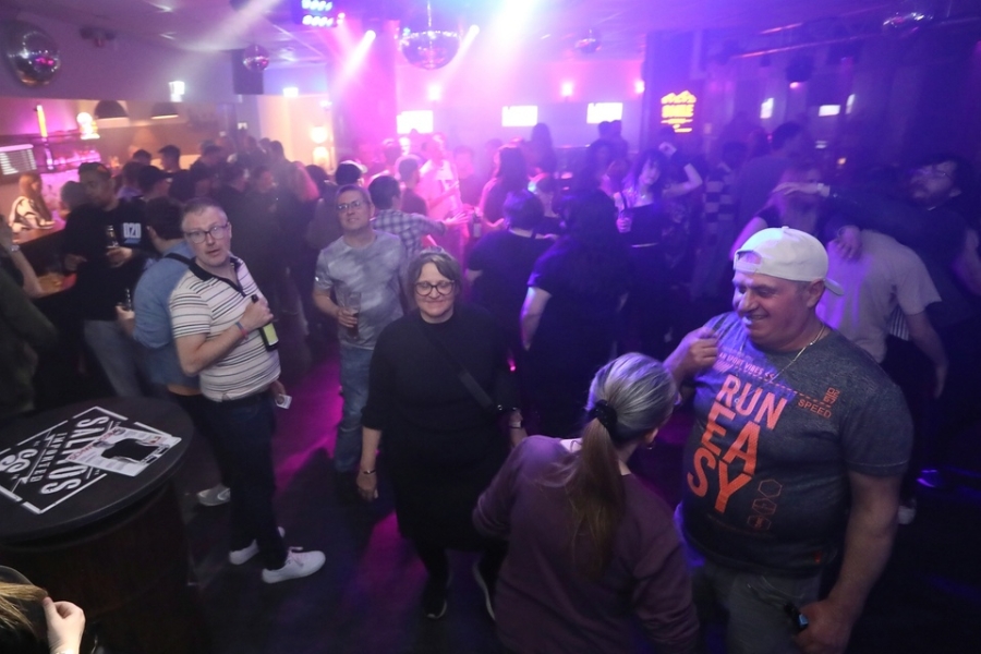 2026-04-11-club-aber-herzlich-eddi-0002.jpg