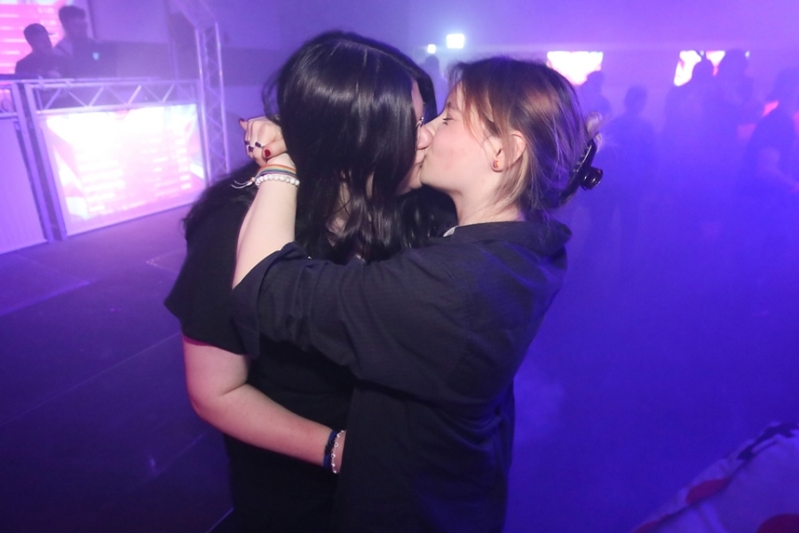 2026-04-11-club-aber-herzlich-eddi-0123.jpg