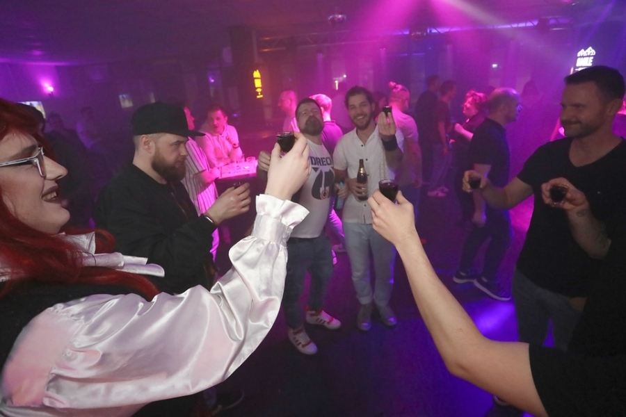 2026-04-11-club-aber-herzlich-eddi-0172.jpg