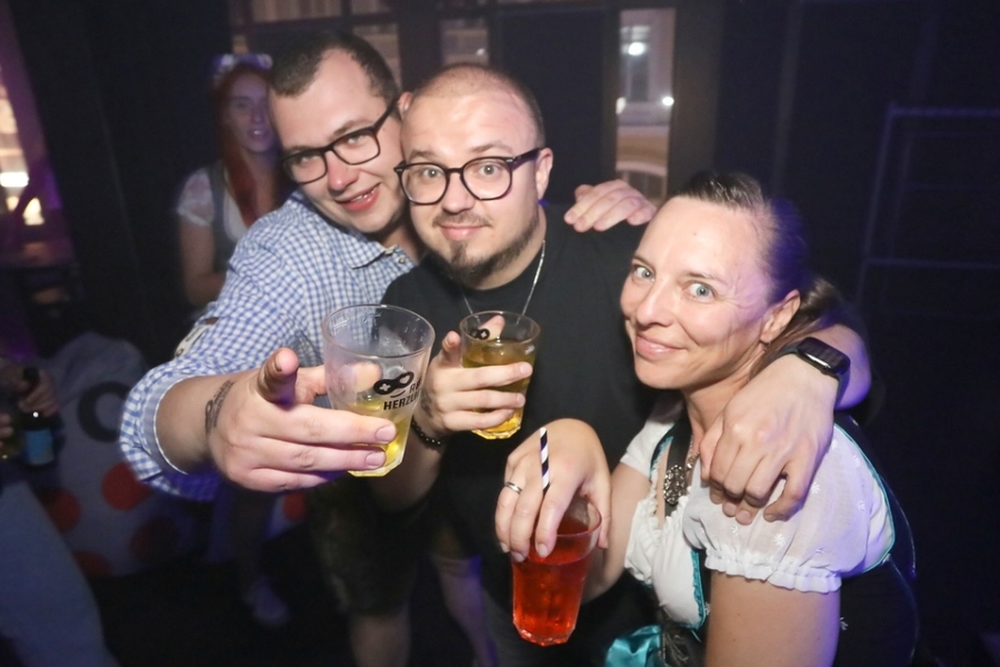 2026-06-01-club-aber-herzlich-eddi-0002.jpg