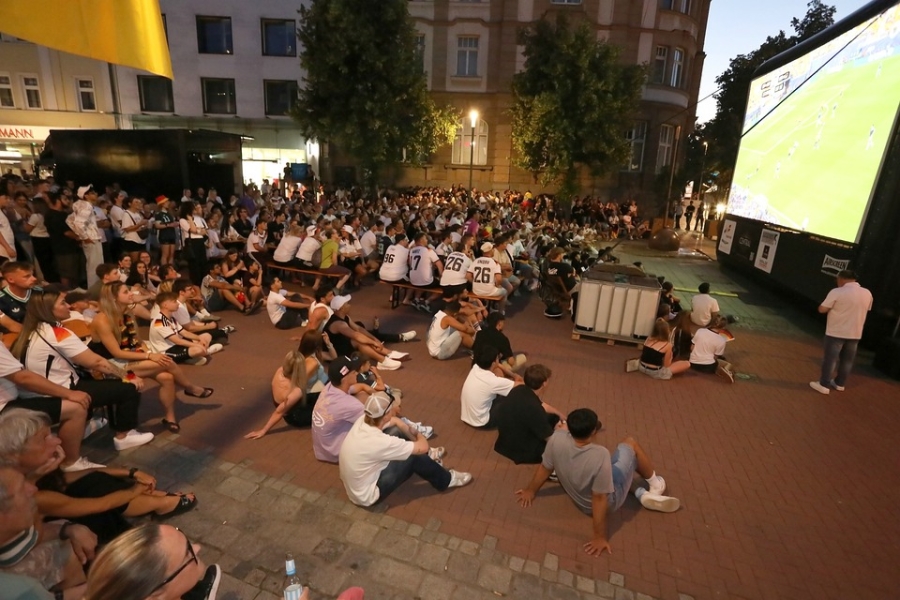 2026-06-25-public-viewing-eddi-0002.jpg
