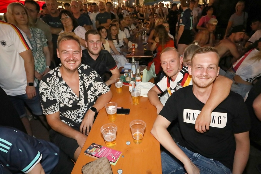 2026-06-25-public-viewing-eddi-0021.jpg