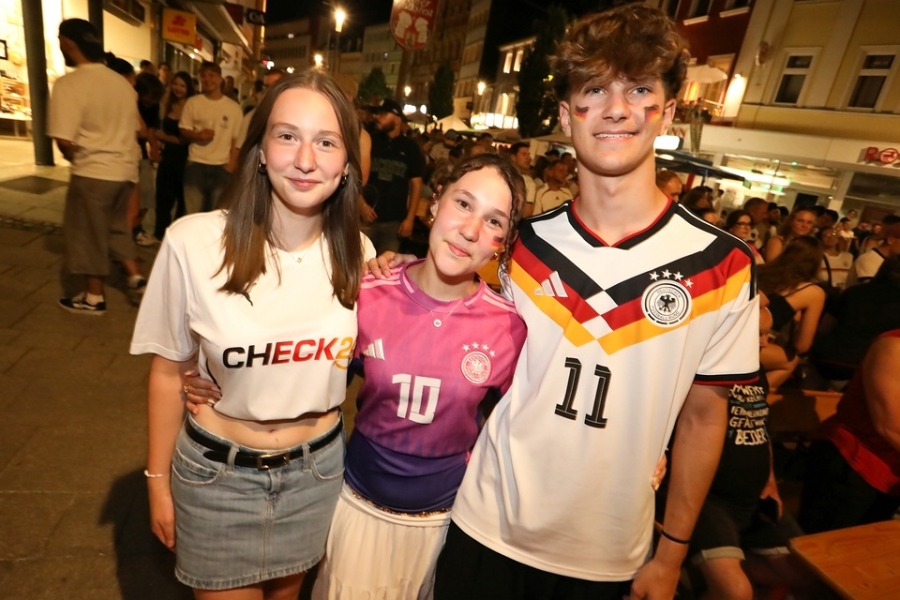 2026-06-25-public-viewing-eddi-0052.jpg