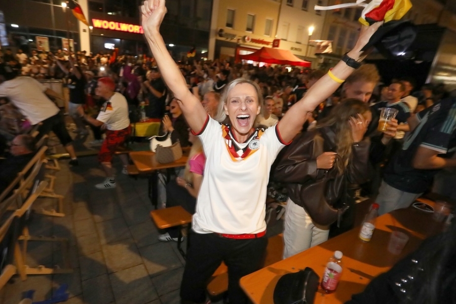 2026-06-29-public-viewing-eddi-0059.jpg